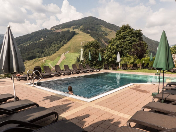 Sport & Beauty 2, Eggerhof mit Panorama Aussicht, inklusive Verwöhnpension und JokerCard, Zell am See