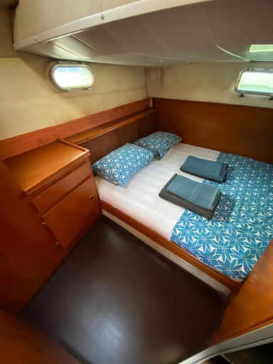 Bedroom, Yate en Gijon , experiencia unica, Asturias