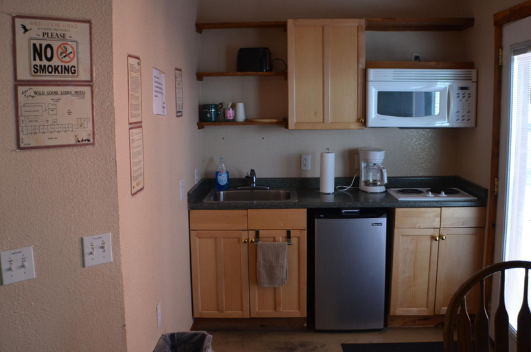 Others 5, Wild Goose Lodge, Klamath