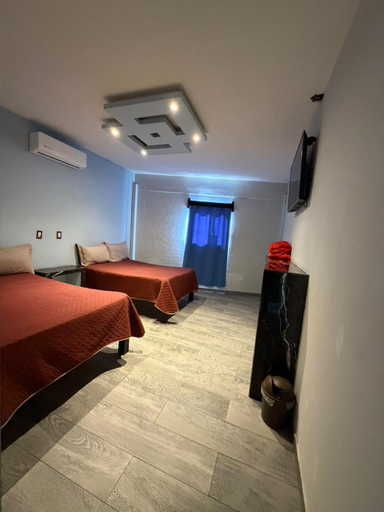 Others 5, Hotel real brisenas, Briseñas