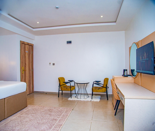 Room 3, Top7 Orlando Apartment, AbujaMun