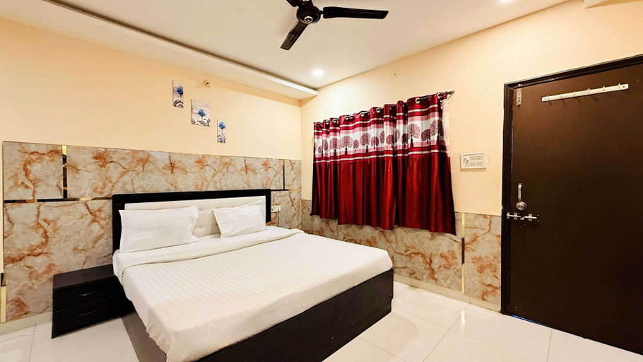 Room 1, Hotel Star 21, Indore