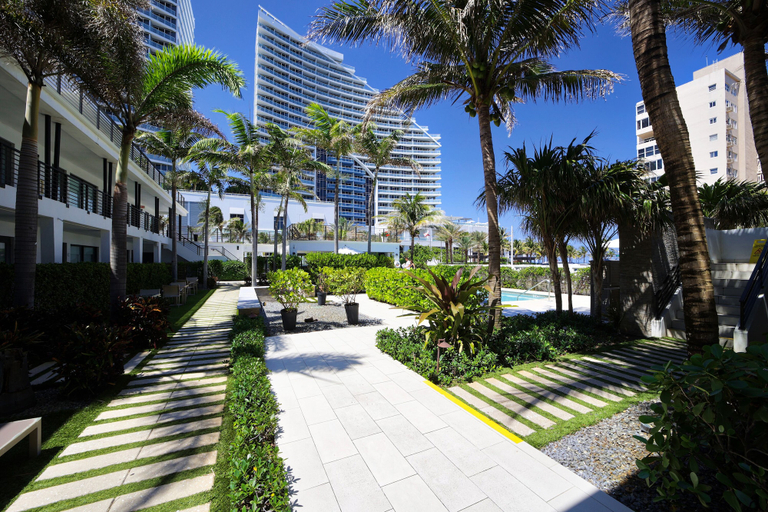 Exterior & Views 2, Elita Hotel, Broward