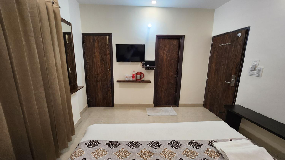 Bedroom 4, Hotel Krishnas, Amritsar