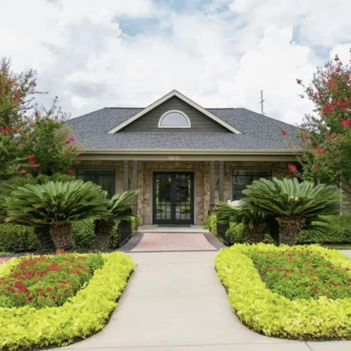 Exterior 3, Landing Amazing 1bd, Clubhouse, Pool, Bexar