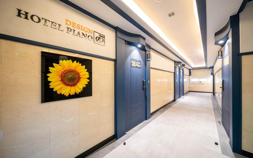 Others 4, Daejeon Yongjeon Design Hotel Piano, Dong