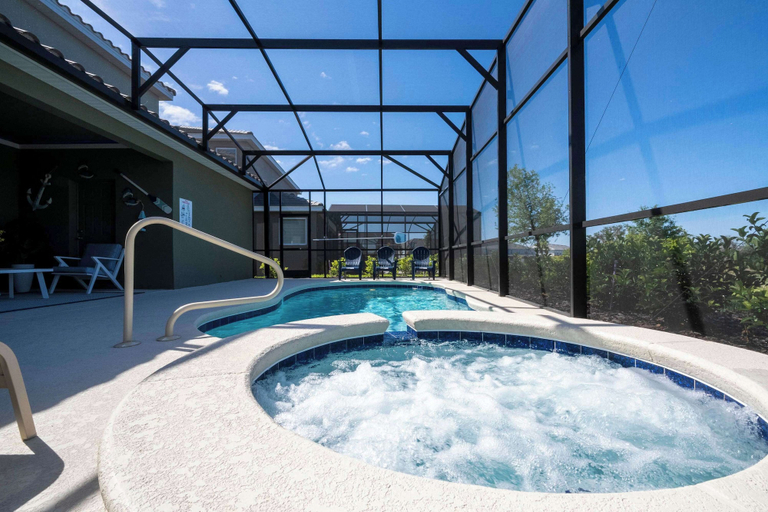 Sport & Beauty 5, Stunning 5Bd w/ Pool Close to Disney @ Solterra 7829, Polk