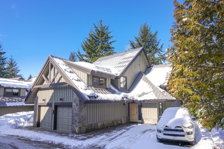 Front of property, Crystal Ridge by Whistler Retreats, Squamish-Lillooet