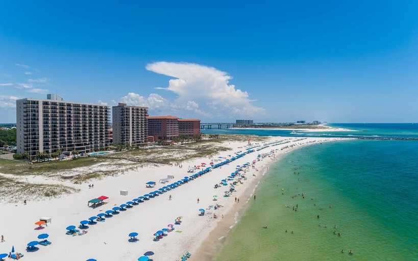 Beach 5, Phoenix East 211 3 Bedroom Condo, Baldwin