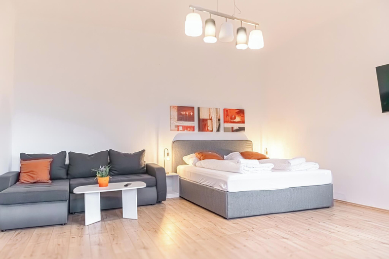 Room 5, Quick Center Access 2BR Apt For Groups, Wien