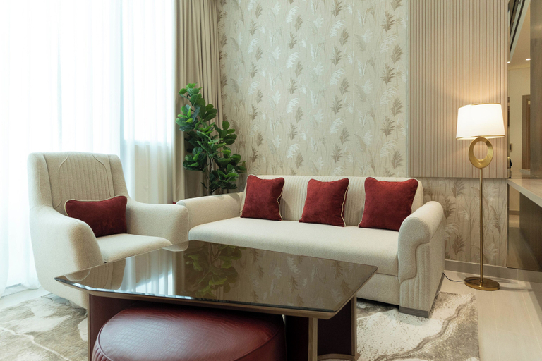 Living area 2, Premium JVC Apartment w Private Pool, Dubai