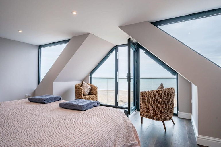 Bedroom 2, Beach View Breeze, East Sussex