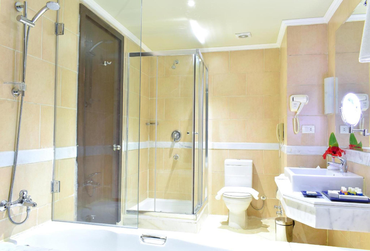 Bathroom 5, Parrotel Lagoon Resort, Sharm el-Sheikh