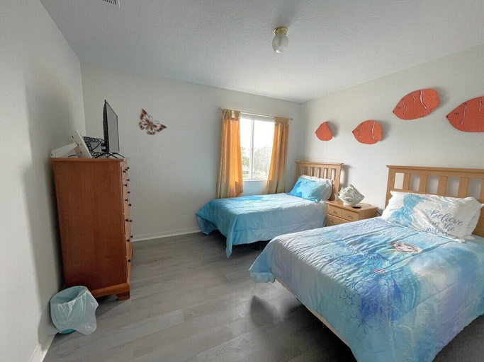 Interior 2, 229 Corvina Drive Davenport, 5bed, Polk