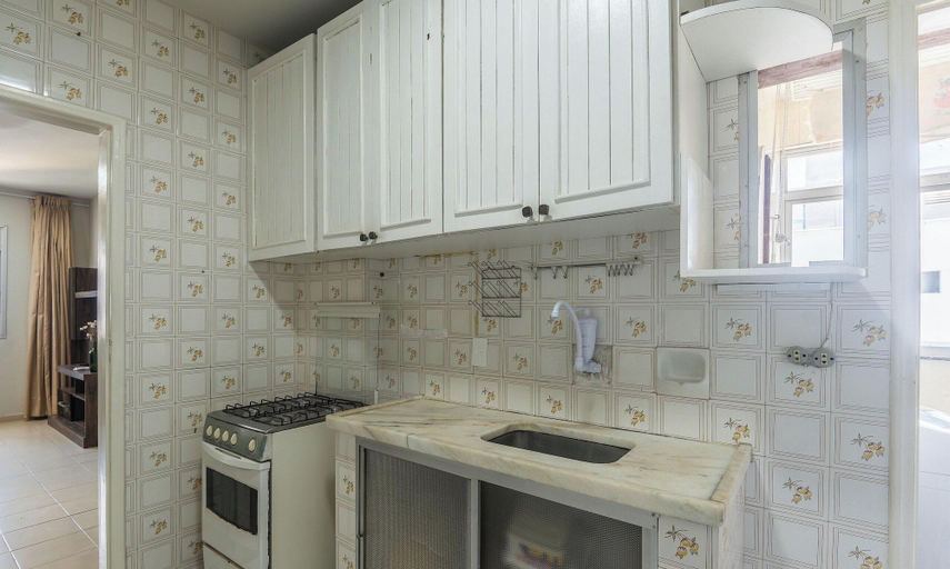Private kitchen 3, 2-bedroom Apt 200 m From the Beach Jsl0902, Guarapari
