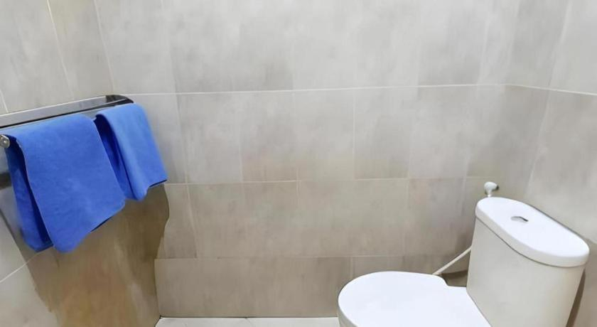 Bathroom 3, Khalista Purwakarta, Purwakarta