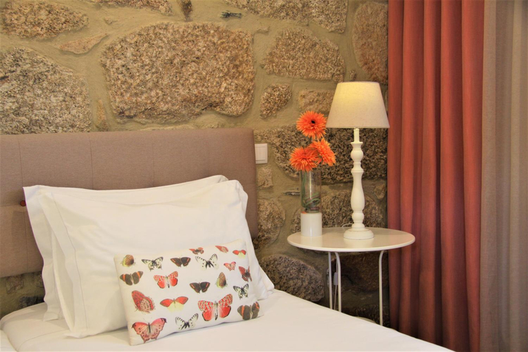 Bedroom 3, Casa Valxisto Country House, Penafiel
