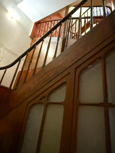 Entrance 2, La Rose du Chateau, Hautes-Pyrénées