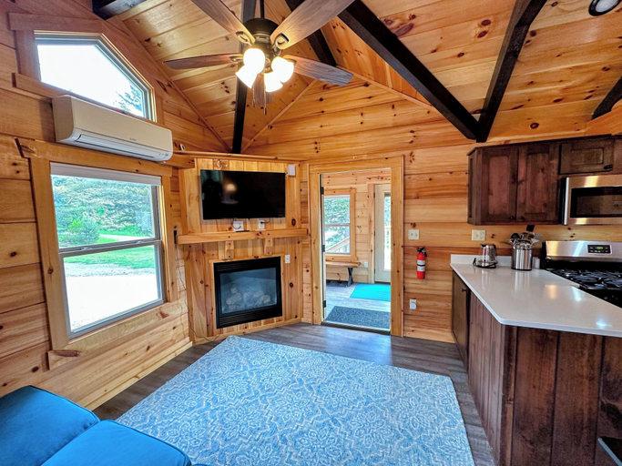 Interior 5, Bmv8 Tiny Home Topline, Coos