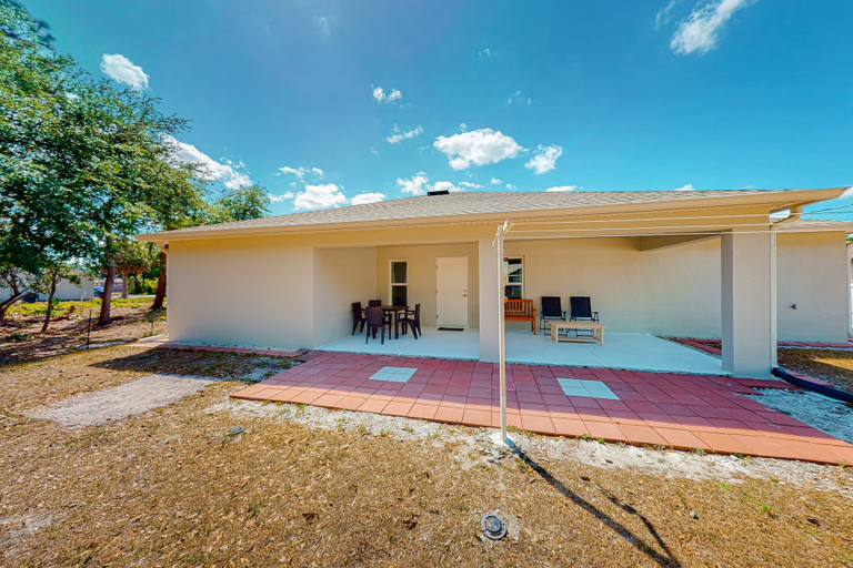 Exterior 2, Tropical Haven Retreat, Brevard