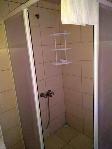 Bathroom 5, Oya Apartments, Kuşadası