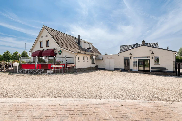 Others 3, B&B De Betuwe Asch, Buren
