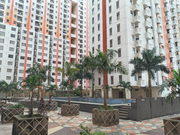 Exterior & Views 1, Planet Room Kemang View, Bekasi