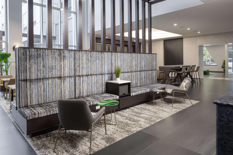 Public Area 2, Hampton Inn & Suites Rochester Downtown, Monroe
