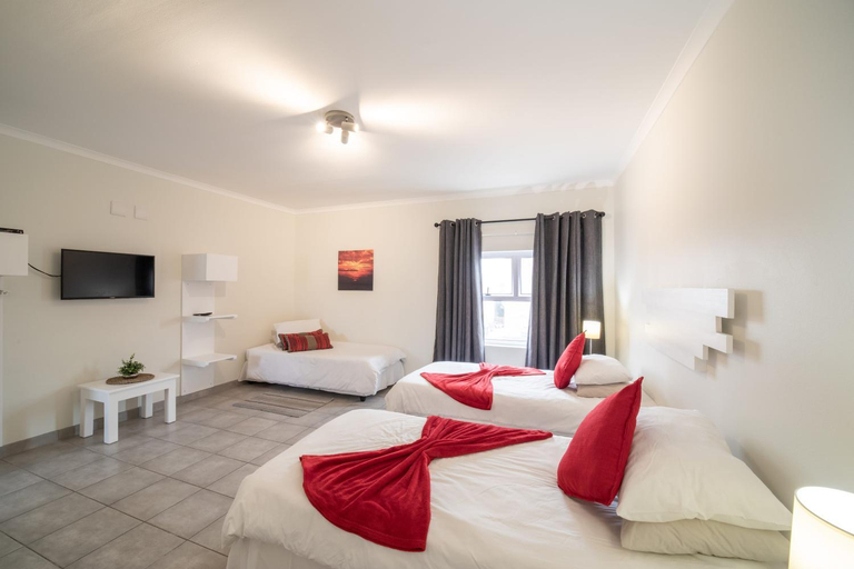 Bedroom 2, Bella Luna Bed and Breakfast CC, Walvisbay Rural