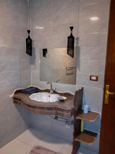 Bathroom 4, Villa Quiet Place, Luxor