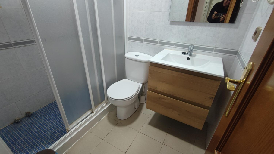 Bathroom 2, Hotel Aro'S, Albacete