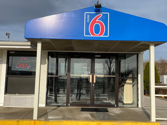 Others 5, Motel 6 Hagerstown, MD, Washington