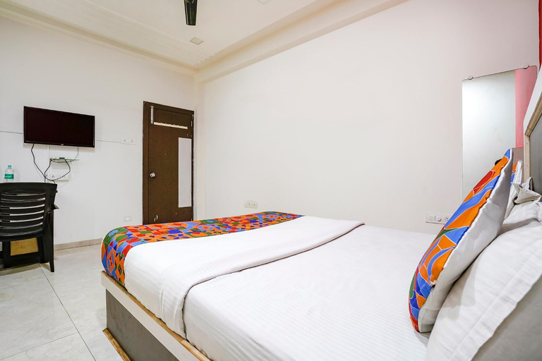 Bedroom 2, Via Sai Lodging - Nashik Railway Station, Nashik
