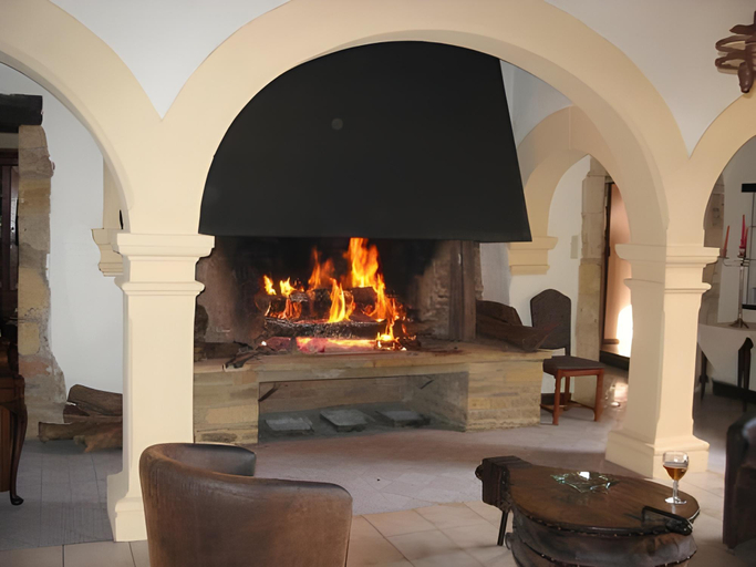 Public Area, Chateau De Latour, Luxembourg