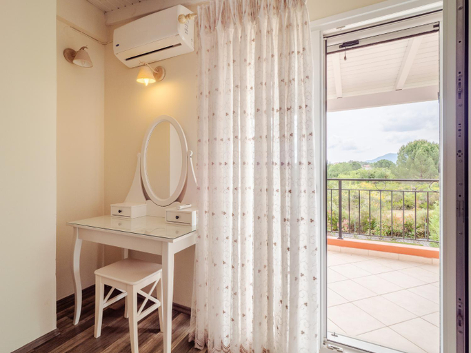 5, Oasis Country House, Ionian Islands