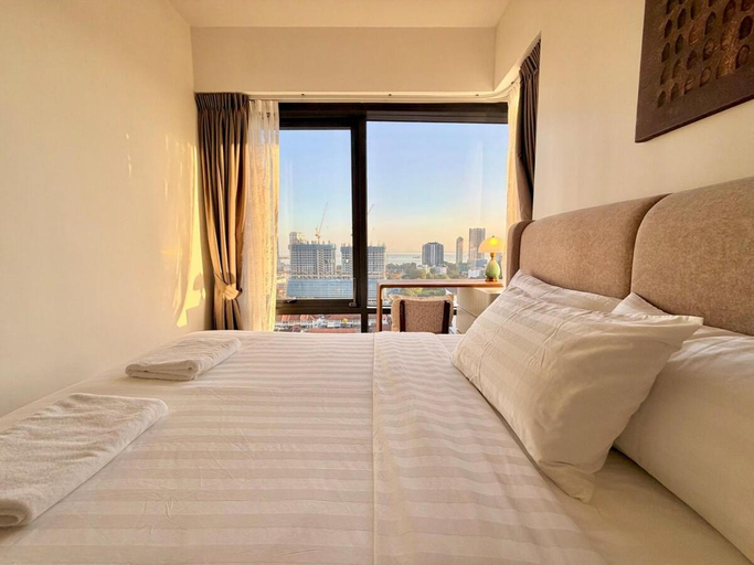 Bedroom 3, Tropicana 218 Macalister, Penang Island