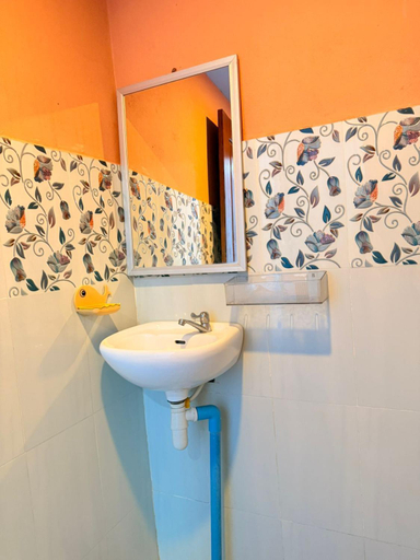 Bathroom 3, Namknong view, Khong