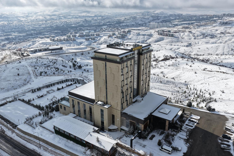Exterior & Views 2, WINDYHILL HOTEL, Merkez