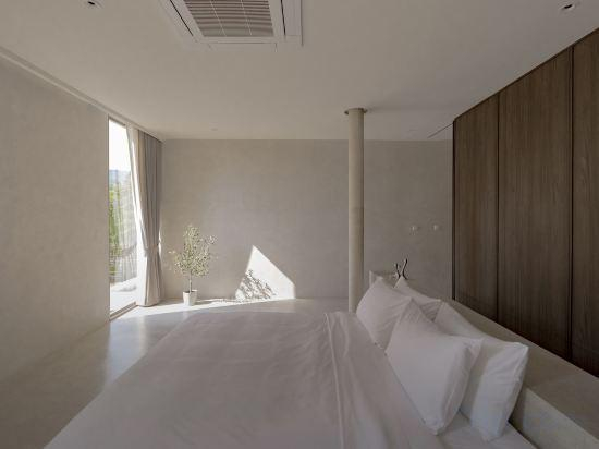 2, Number Three Pool Villa Khaoyai, Pak Chong