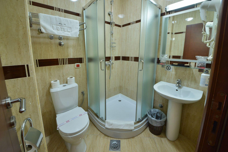 Bathroom, Dolce Vita