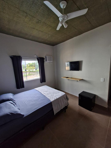 Bedroom 2, Pousada Praia do Guaiuba, Guarujá