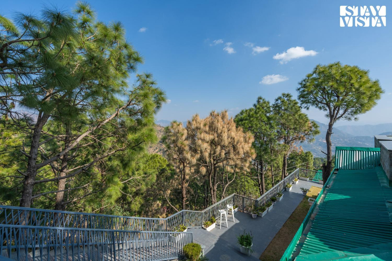 Sport & Beauty, StayVista at Serene with Outdoor Bonfire, Solan