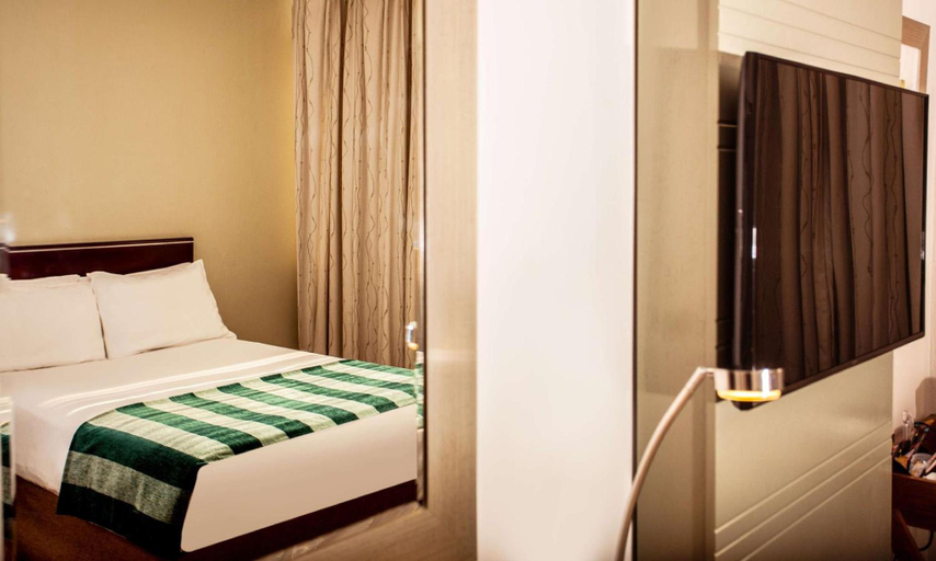 Bedroom 4, Garden Court Kimberley, Frances Baard