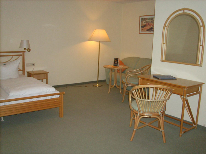 Bedroom 3, Hotel Am Wariner See, Nordwestmecklenburg