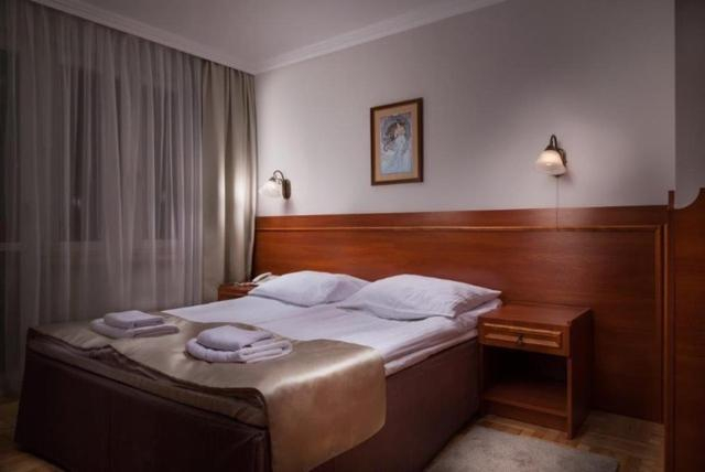 Bedroom 3, Hotel Cristal Park, Tarnów