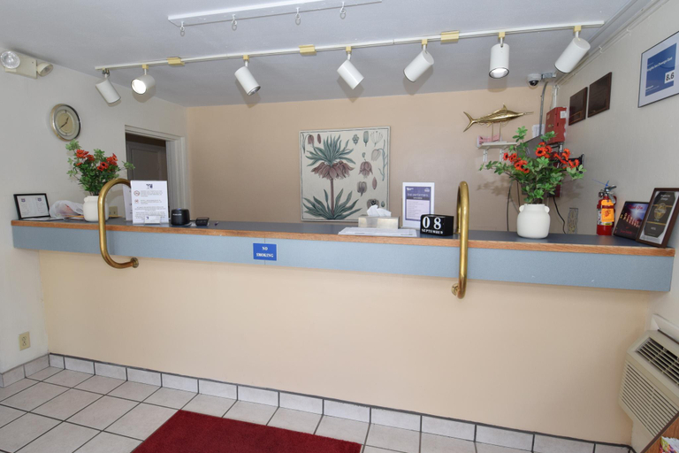 Others 5, Knights Inn - Oswego, NY, Oswego