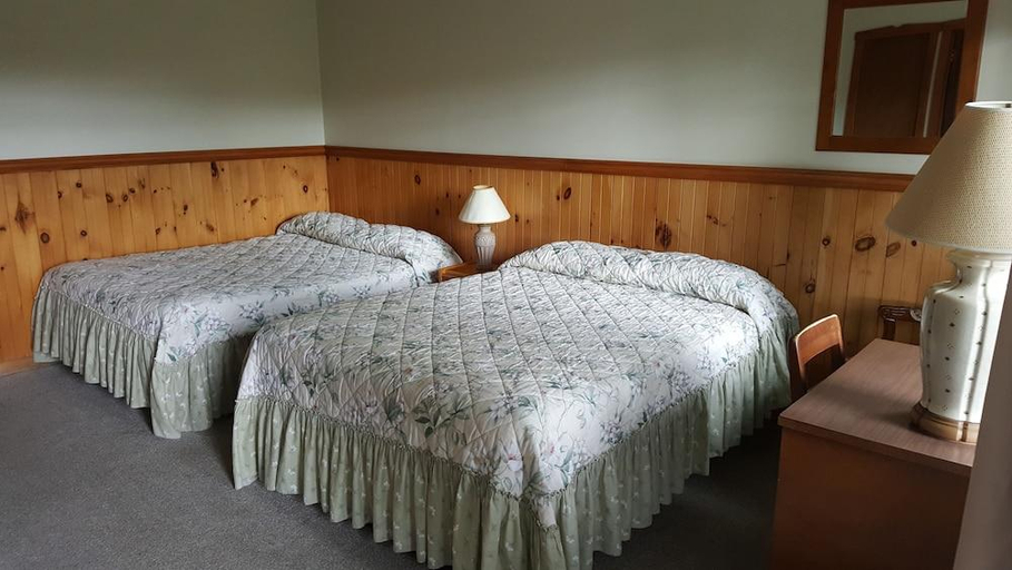 Bedroom 2, Motel Le Fleuron, Matawinie
