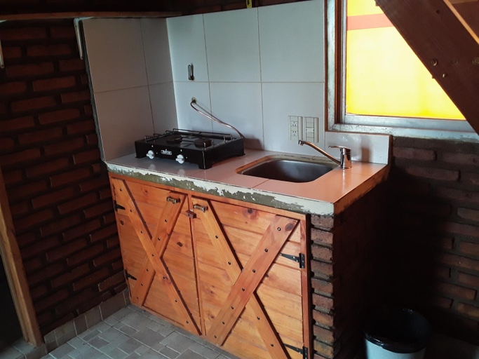 Others 4, cabanas rio santa cruz, Corpen Aike