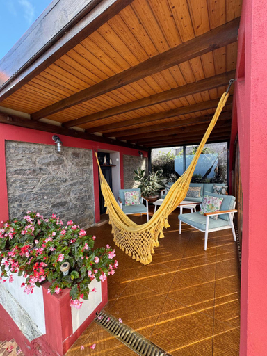 Others 4, Victoria Tiny Stone House, Calheta
