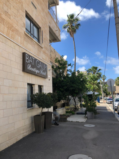 Others 3, Bat Galim - luxury apartment by the sea